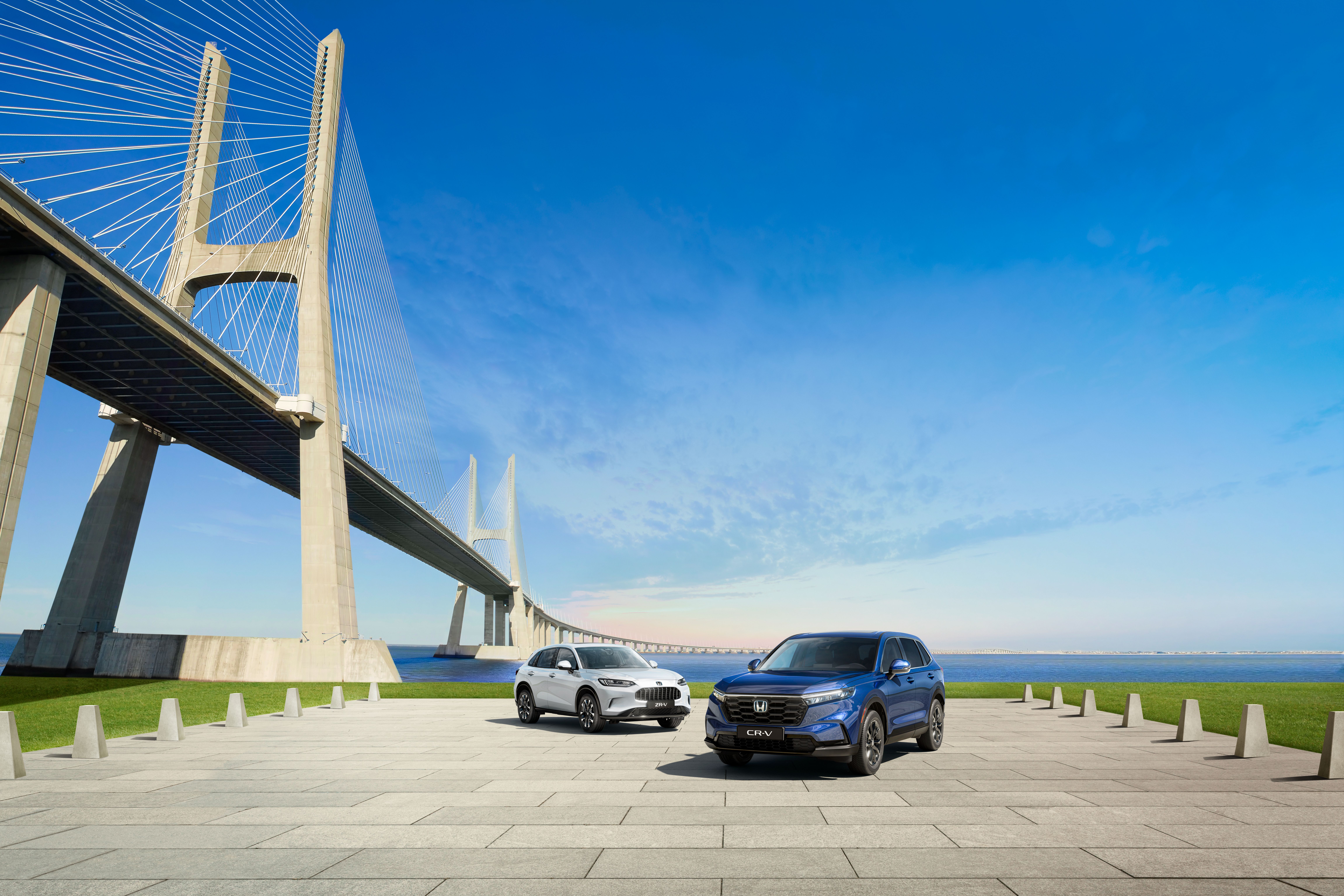 a honda cr-v and a zr-v from the 2025 electrified range